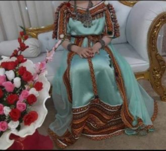 فستان قبلئلي